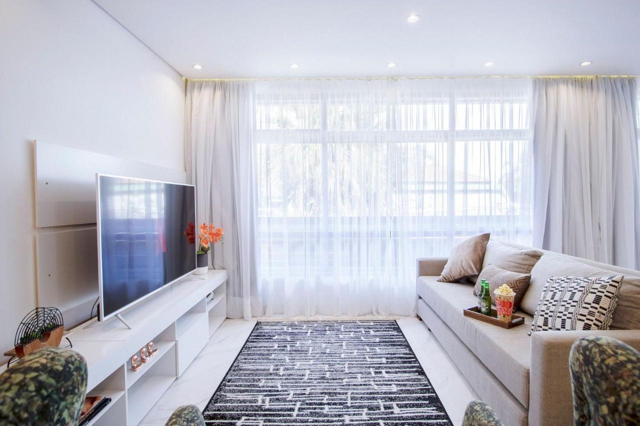 Loft Design, Amplo, Modern Com Ar Condicionado Em Alto De Pinheiros Apartment Сао Паоло Екстериор снимка